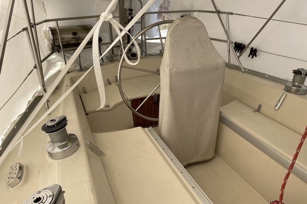 Photo of the 1981 Yamaha Boats 36 "Detente"