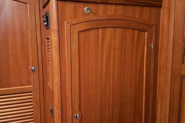 GADABOUT 46ft Outbound Yacht For Sale