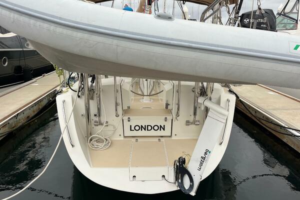 GADABOUT 46ft Outbound Yacht For Sale
