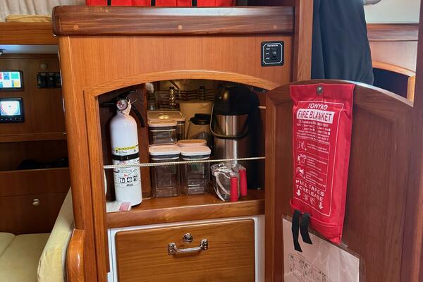 GADABOUT 46ft Outbound Yacht For Sale