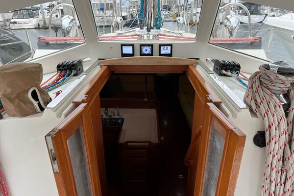 GADABOUT 46ft Outbound Yacht For Sale