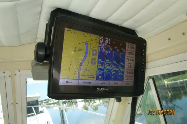 28' Albin helm multi-function display