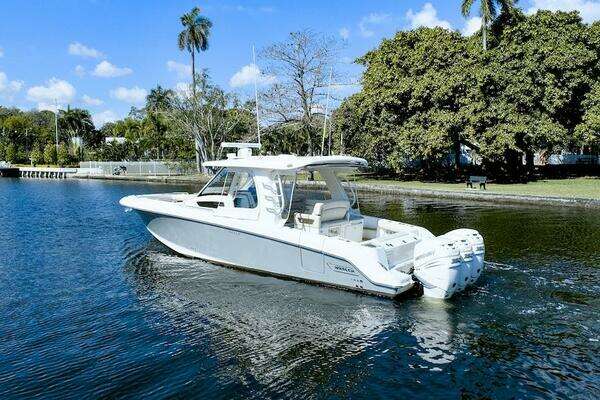 Boston Whaler 350 Realm Yacht For Sale