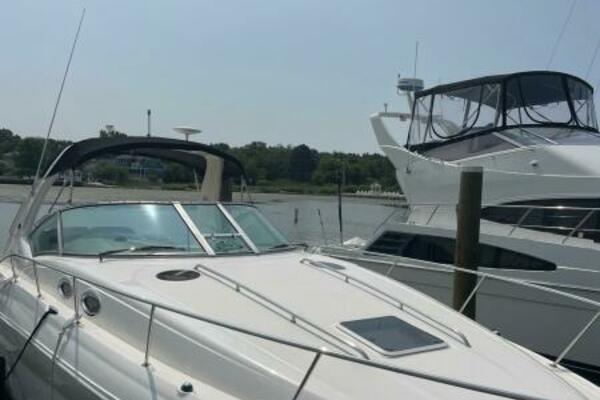 2005 Sea Ray Sundancer 320