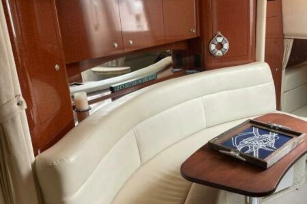Just Right 32ft Sea Ray Yacht For Sale