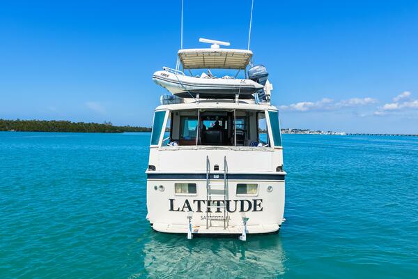 LATTITUDE 53ft Hatteras Yacht For Sale
