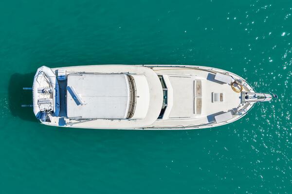 LATTITUDE 53ft Hatteras Yacht For Sale