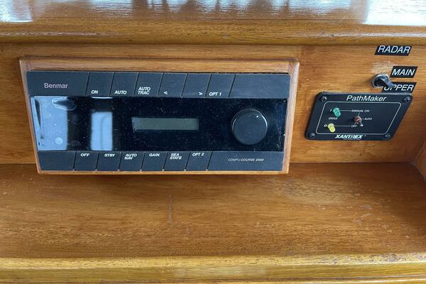 Grand II 42ft Grand Banks Yacht For Sale