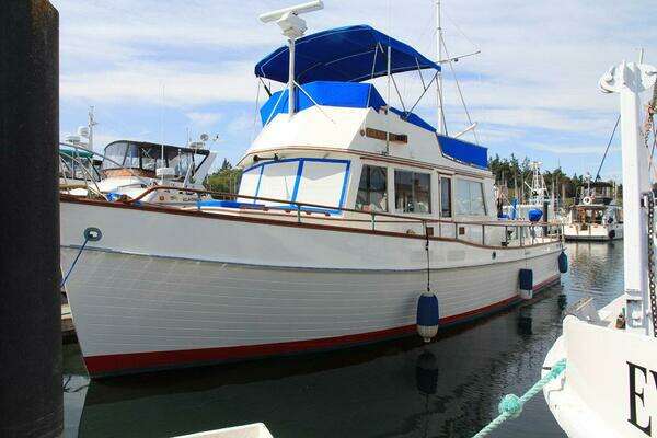 Photo of the 1974 Grand Banks GB42 "Grand II"
