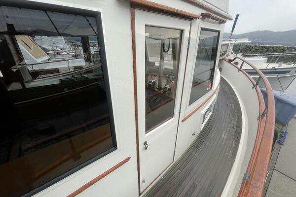 Grand II 42ft Grand Banks Yacht For Sale