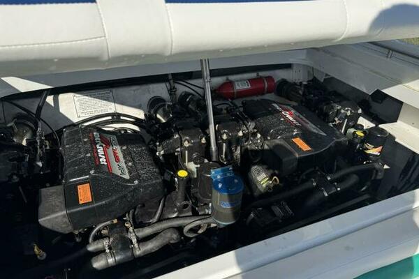 Twin MerCruiser 454 MAG MPI Engines