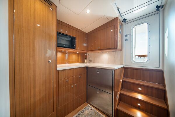 REELIN N DEALIN 37ft Viking Yacht For Sale