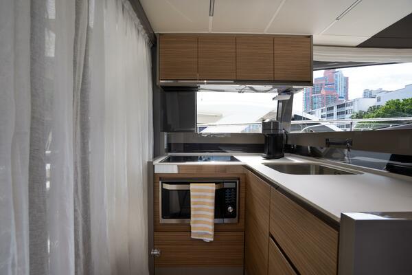 45ft Ferretti Yachts Yacht For Sale