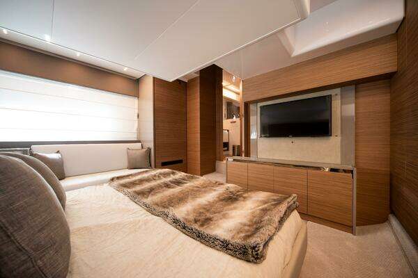 Ferretti Yachts 450 Fly Yacht For Sale