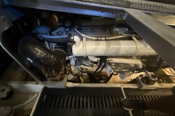 Whiskey Romeo 38ft Luhrs Yacht For Sale