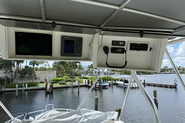 Whiskey Romeo 38ft Luhrs Yacht For Sale