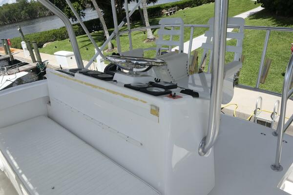 Whiskey Romeo 38ft Luhrs Yacht For Sale