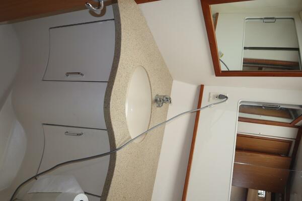 Whiskey Romeo 38ft Luhrs Yacht For Sale