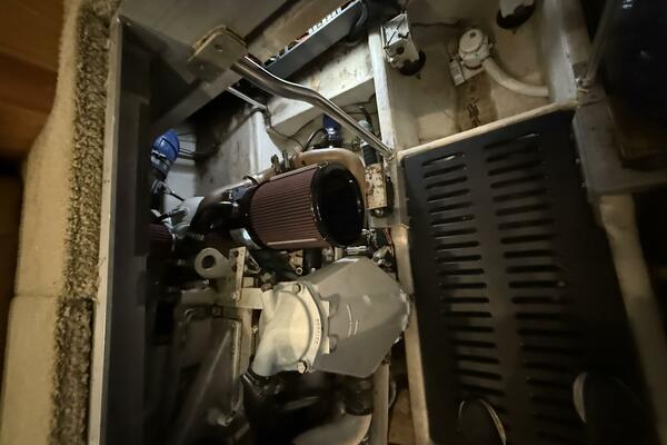 Whiskey Romeo 38ft Luhrs Yacht For Sale