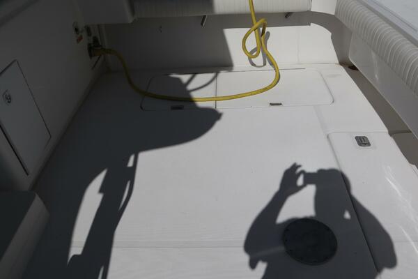 Whiskey Romeo 38ft Luhrs Yacht For Sale