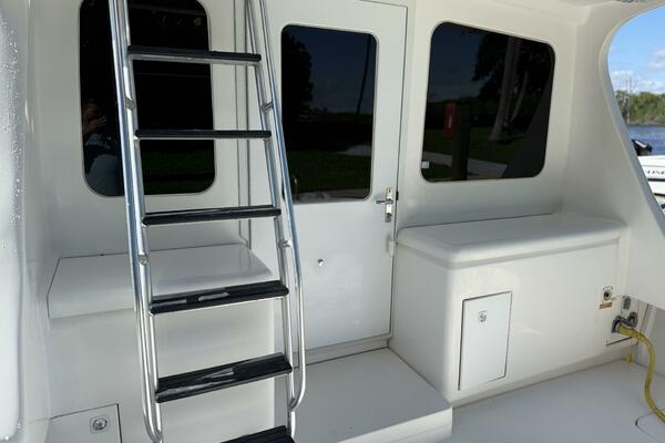 Whiskey Romeo 38ft Luhrs Yacht For Sale