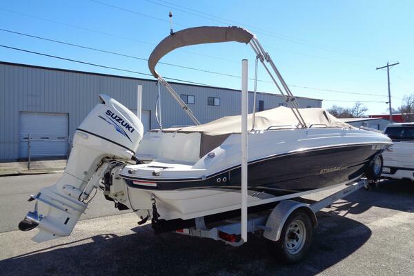 19ft Stingray Yacht For Sale