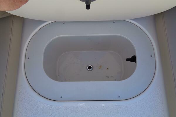 19ft Stingray Yacht For Sale