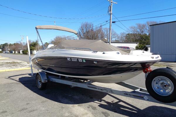 19ft Stingray Yacht For Sale