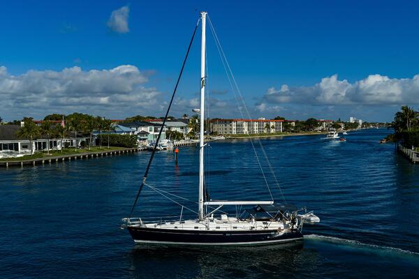 WINDIGO 50ft Beneteau Yacht For Sale