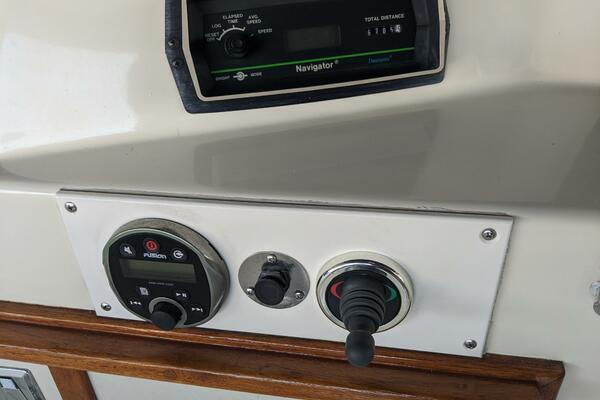 Rockin and Rollin 46ft Chris Craft Yacht For Sale