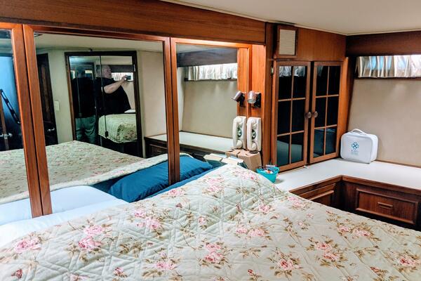 46' Chris Craft 1986 Main SR