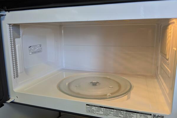 46' Chris Craft 1986 Galley