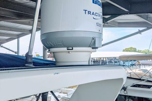 46' Chris Craft 1986 Folding Arch