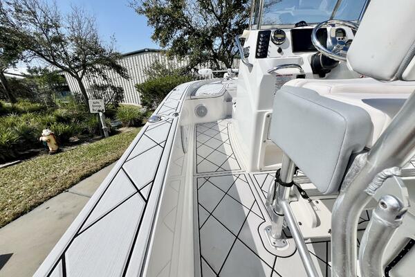 20ft Robalo Yacht For Sale