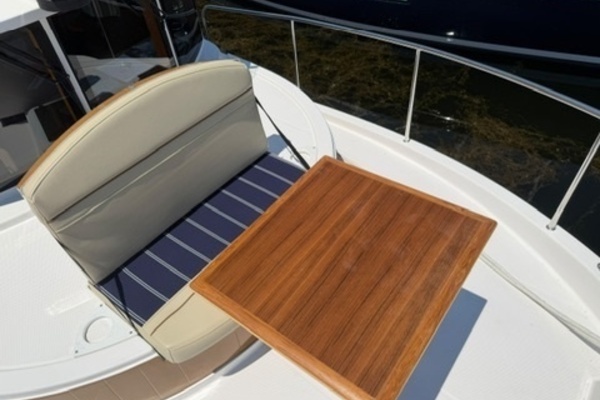 Ranger Tugs R-31 CB Yacht For Sale