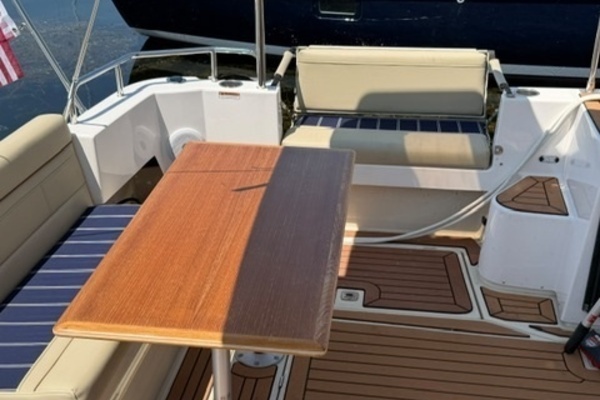 Ranger Tugs R-31 CB Yacht For Sale