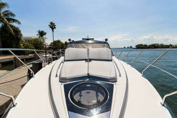 Cruisers 45 Cantius Yacht For Sale