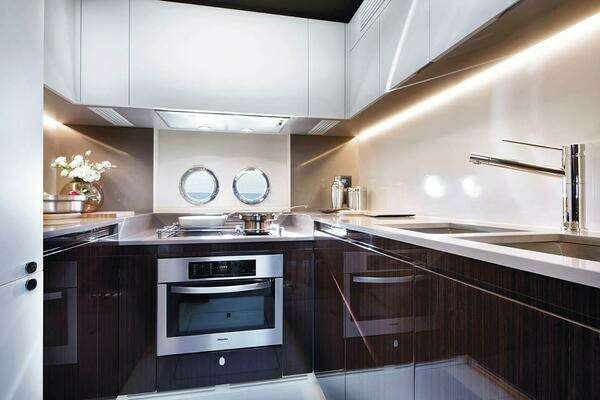 Azimut 77S Yacht For Sale