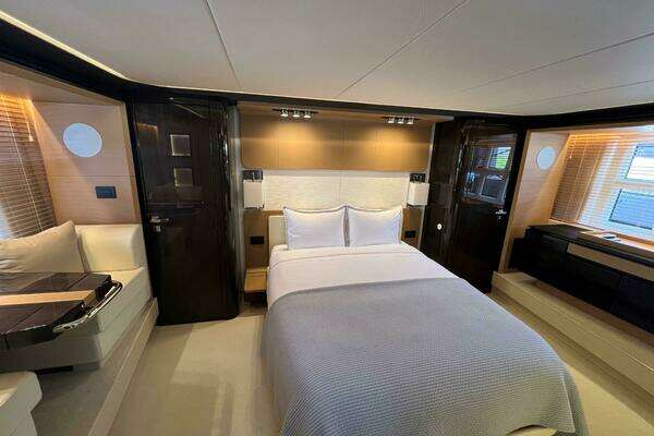 Azimut 77S Yacht For Sale