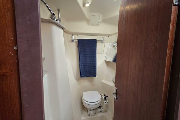 Safineia 41ft Hunter Yacht For Sale