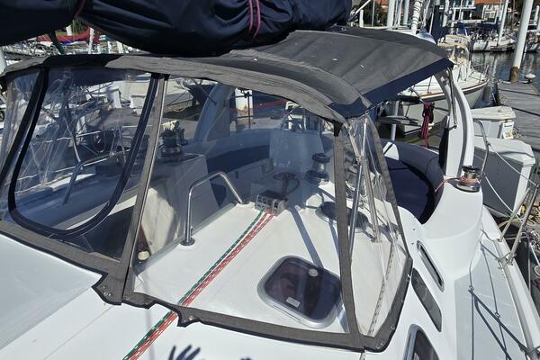 Safineia 41ft Hunter Yacht For Sale