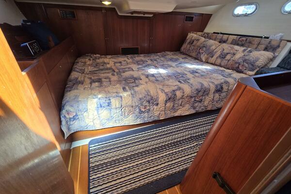 Safineia 41ft Hunter Yacht For Sale