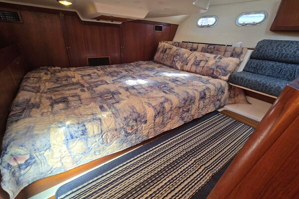 Safineia 41ft Hunter Yacht For Sale