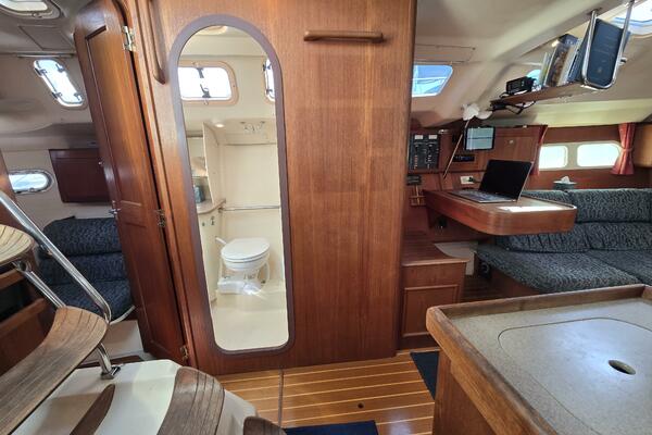 Safineia 41ft Hunter Yacht For Sale