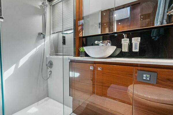 Princess 60 Flybridge Motor Yacht Yacht For Sale