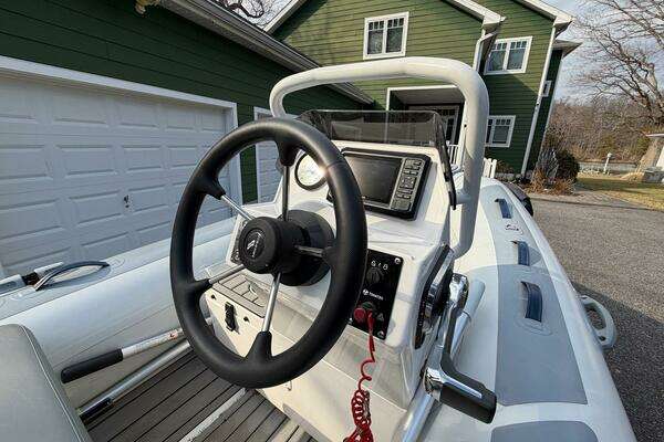 Sea Ray 500 Sundancer Yacht For Sale