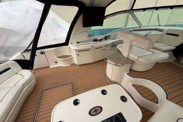 Sea Ray 500 Sundancer Yacht For Sale