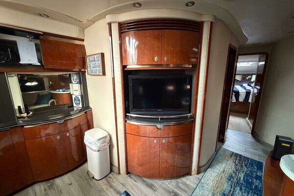 Sea Ray 500 Sundancer Yacht For Sale