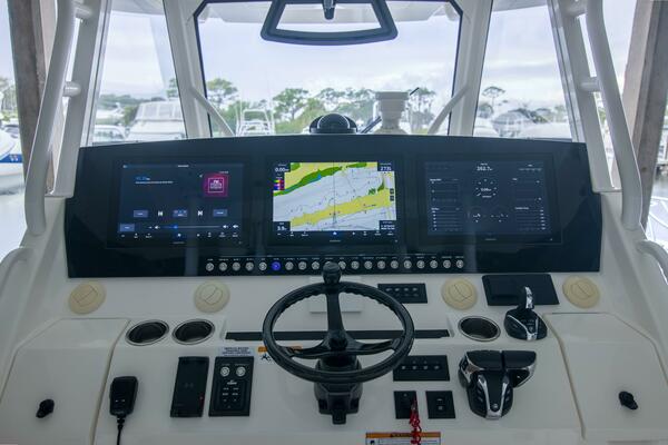 Miss Megan 41ft Regulator Yacht For Sale