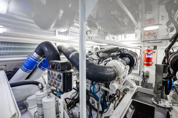 Viking 68 - Mobster - Engine Room